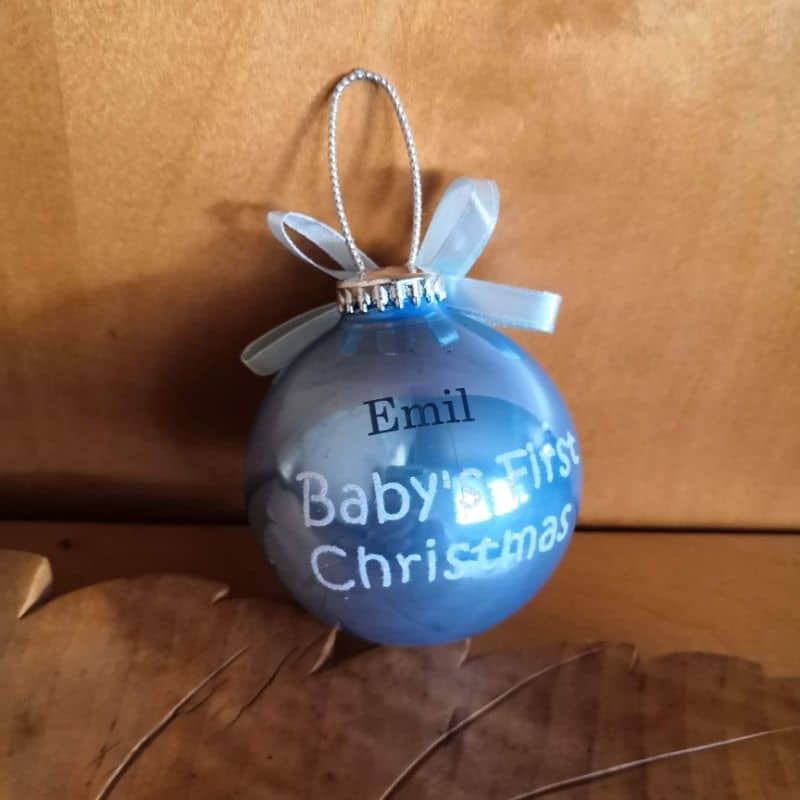 joulupallo nimikoitu Baby's first Christmas